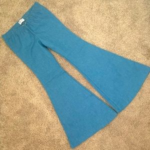 Harlow Jade Bell Bottoms EUC Size 6